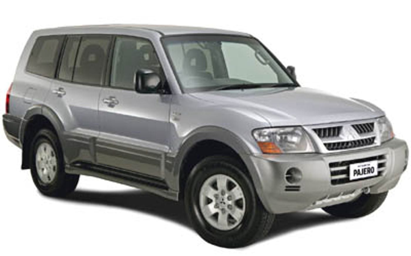 Hero image of a new Mitsubishi Pajero GLS (2006) price & specs available with CarExpert deals.
