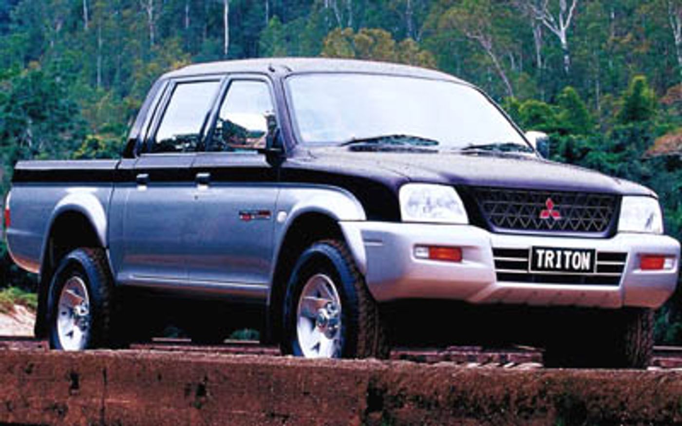 Hero image of a new Mitsubishi Triton GLS (2003) price & specs available with CarExpert deals.