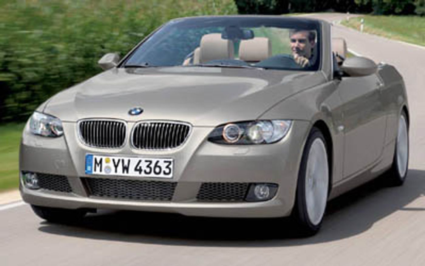 Hero image of a new BMW 3 Series Base (2008) price & specs available with CarExpert deals.