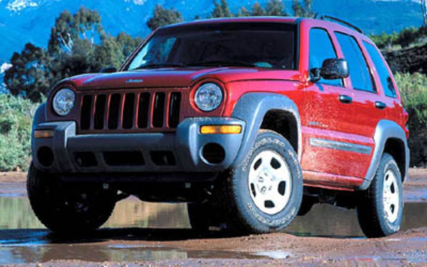 Hero image of a new Jeep Cherokee Sport (2002) price & specs available with CarExpert deals.