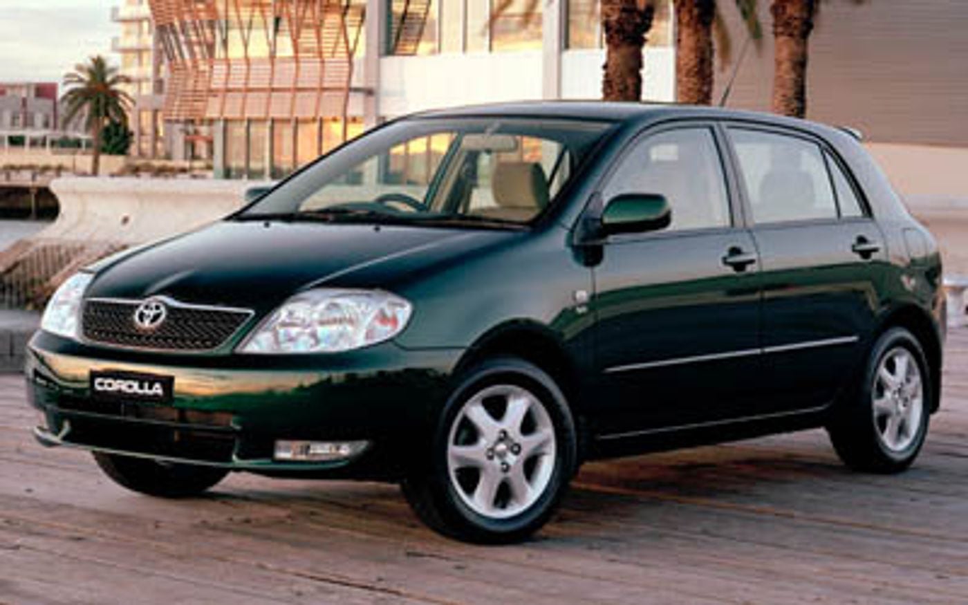 Hero image of a new Toyota Corolla Ultima (2002) price & specs available with CarExpert deals.