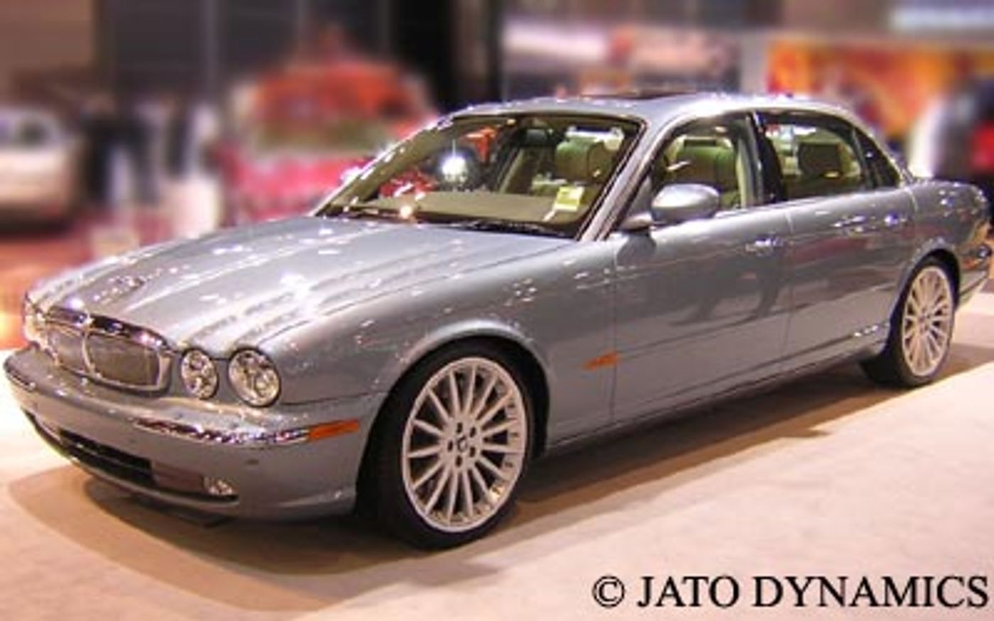 Hero image of a new Jaguar XJ XJ8 (2006) price & specs available with CarExpert deals.