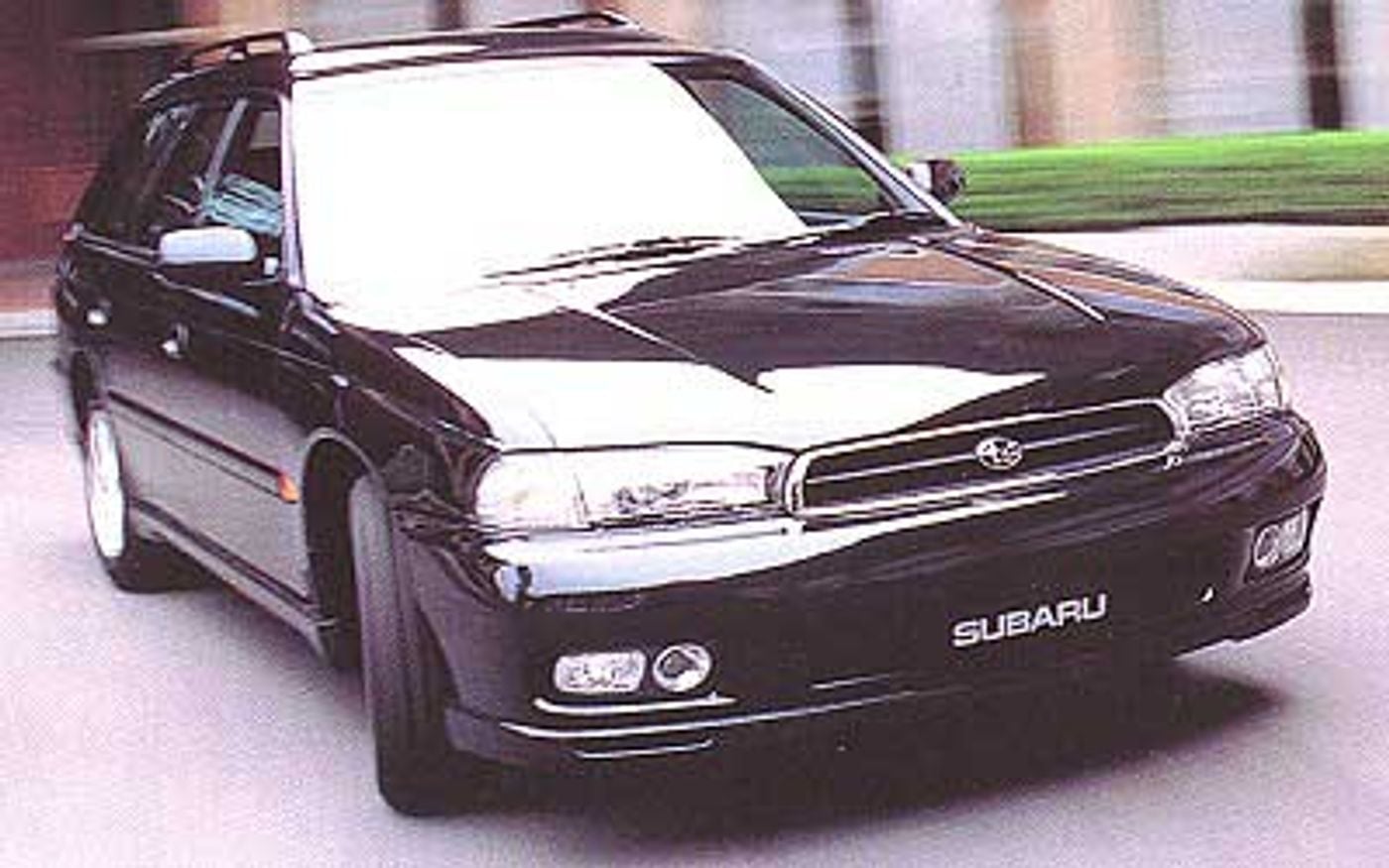 Hero image of a new Subaru Liberty LX (1998) price & specs available with CarExpert deals.