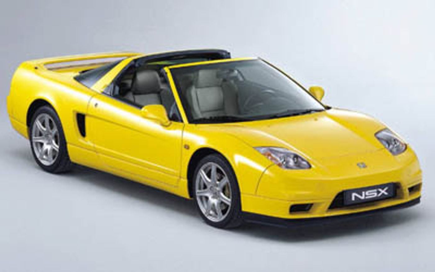 Hero image of a new Honda NSX Base (2003) price & specs available with CarExpert deals.