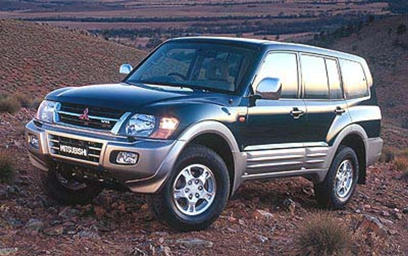 Hero image of a new Mitsubishi Pajero Escape (2000) price & specs available with CarExpert deals.