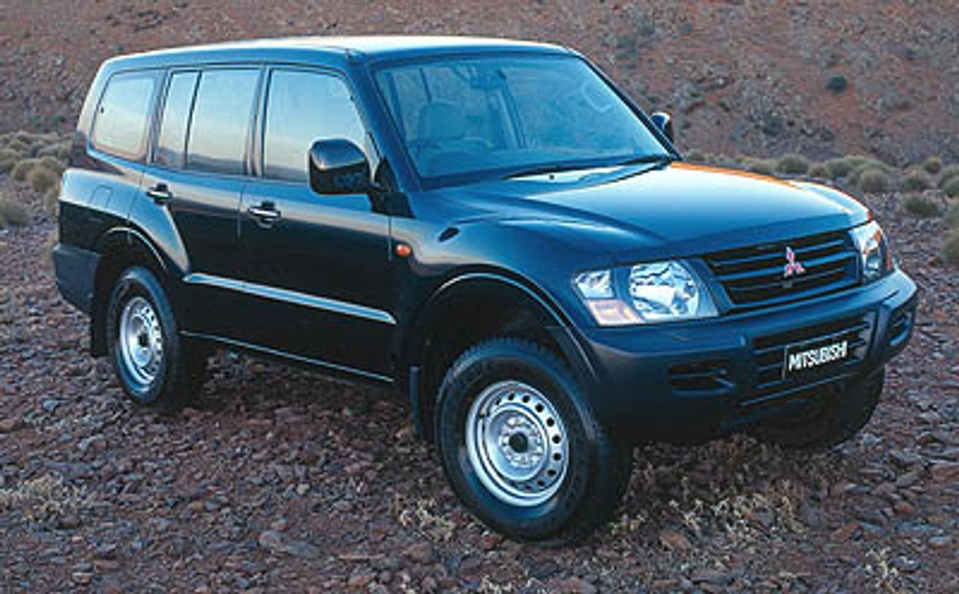 Hero image of a new Mitsubishi Pajero GLX (2001) price & specs available with CarExpert deals.