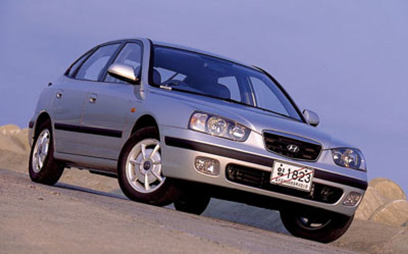 Hero image of a new Hyundai Elantra GLS (2000) price & specs available with CarExpert deals.