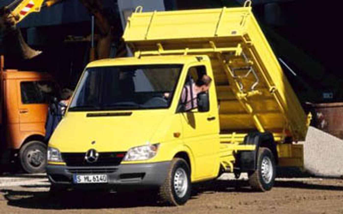 Hero image of a new Mercedes-Benz Sprinter Base (2000) price & specs available with CarExpert deals.