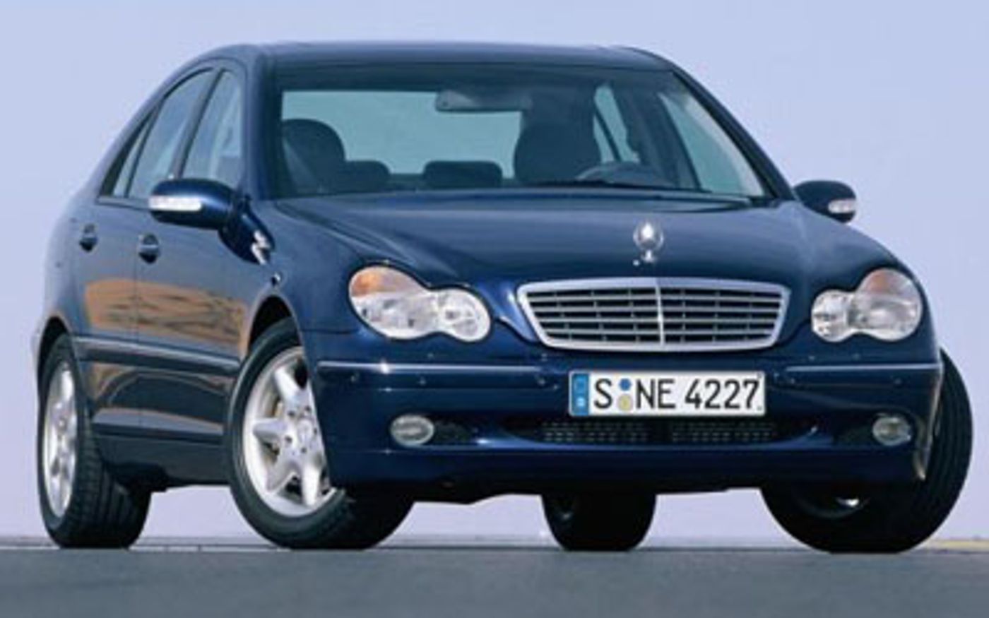 Hero image of a new Mercedes-Benz C-Class Elegance (2001) price & specs available with CarExpert deals.
