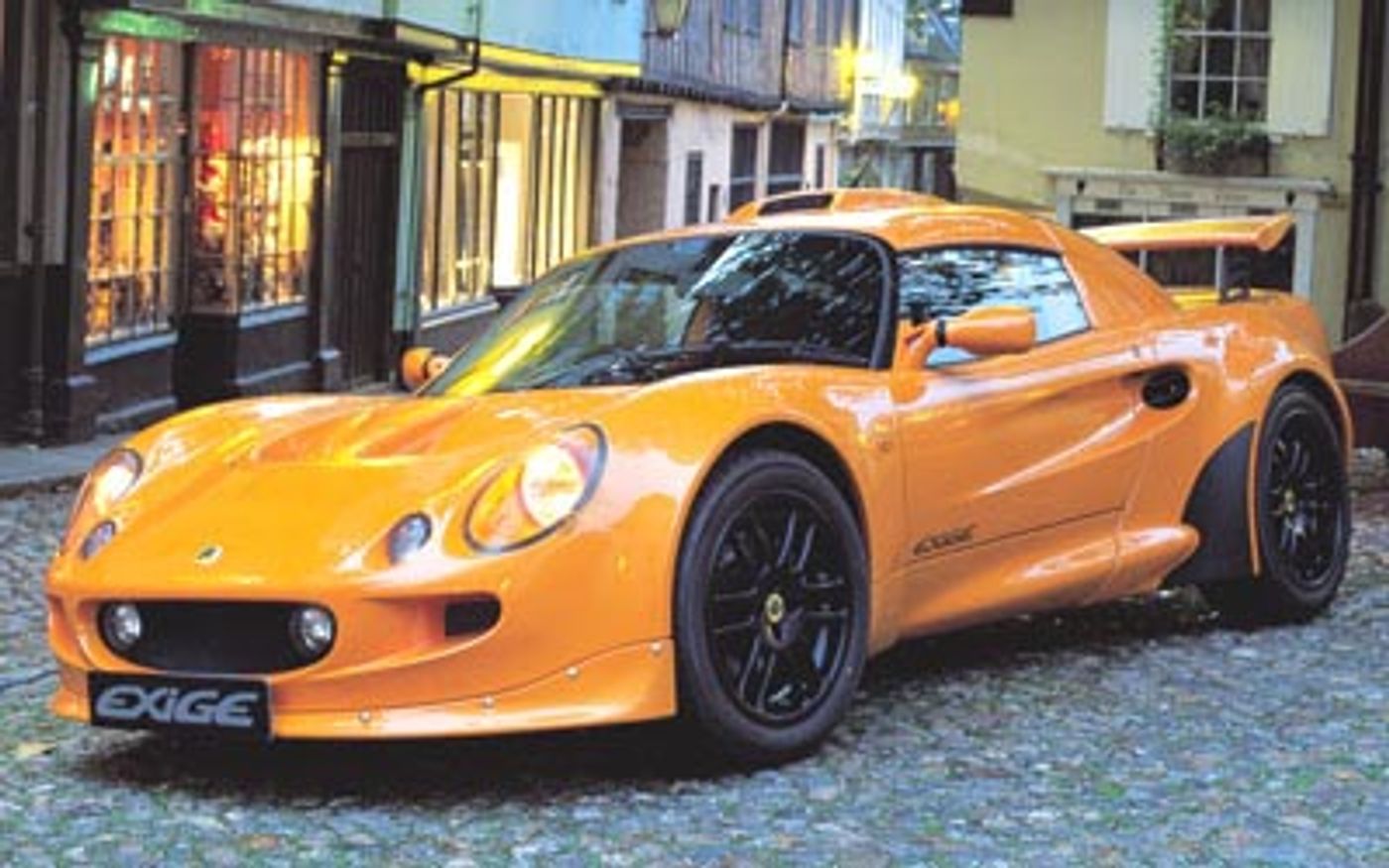Hero image of a new Lotus Exige Base (2000) price & specs available with CarExpert deals.
