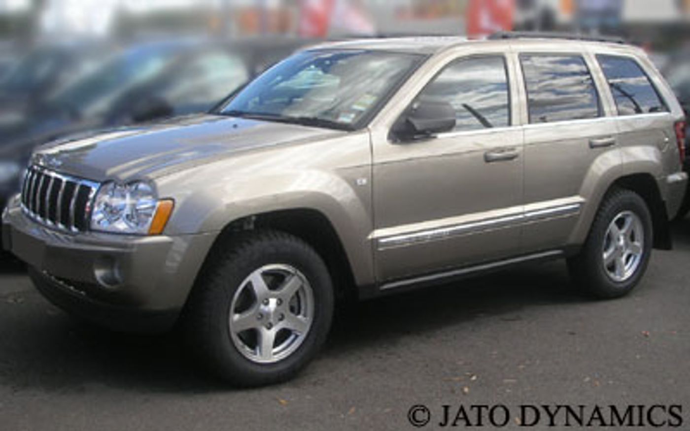 Hero image of a new Jeep Grand Cherokee Limited (2005) price & specs available with CarExpert deals.