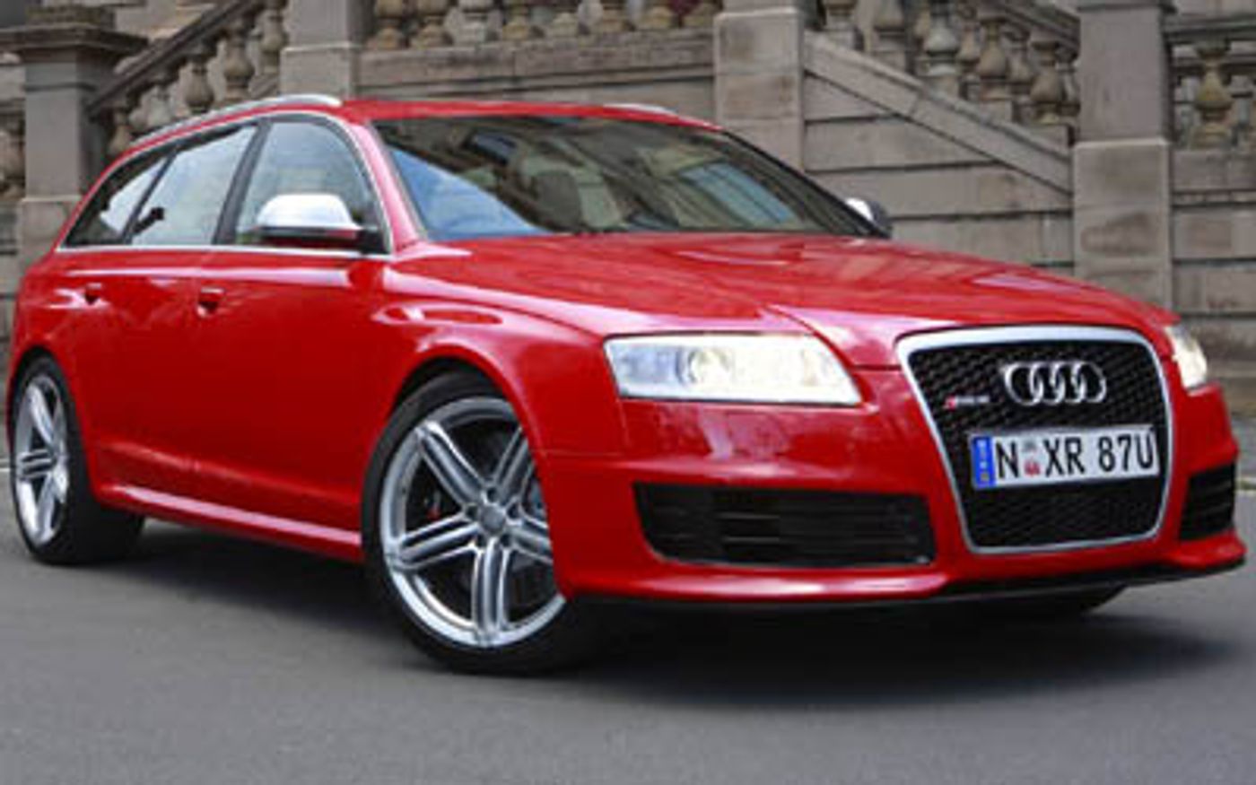 Hero image of a new Audi RS6 Base (2009) price & specs available with CarExpert deals.