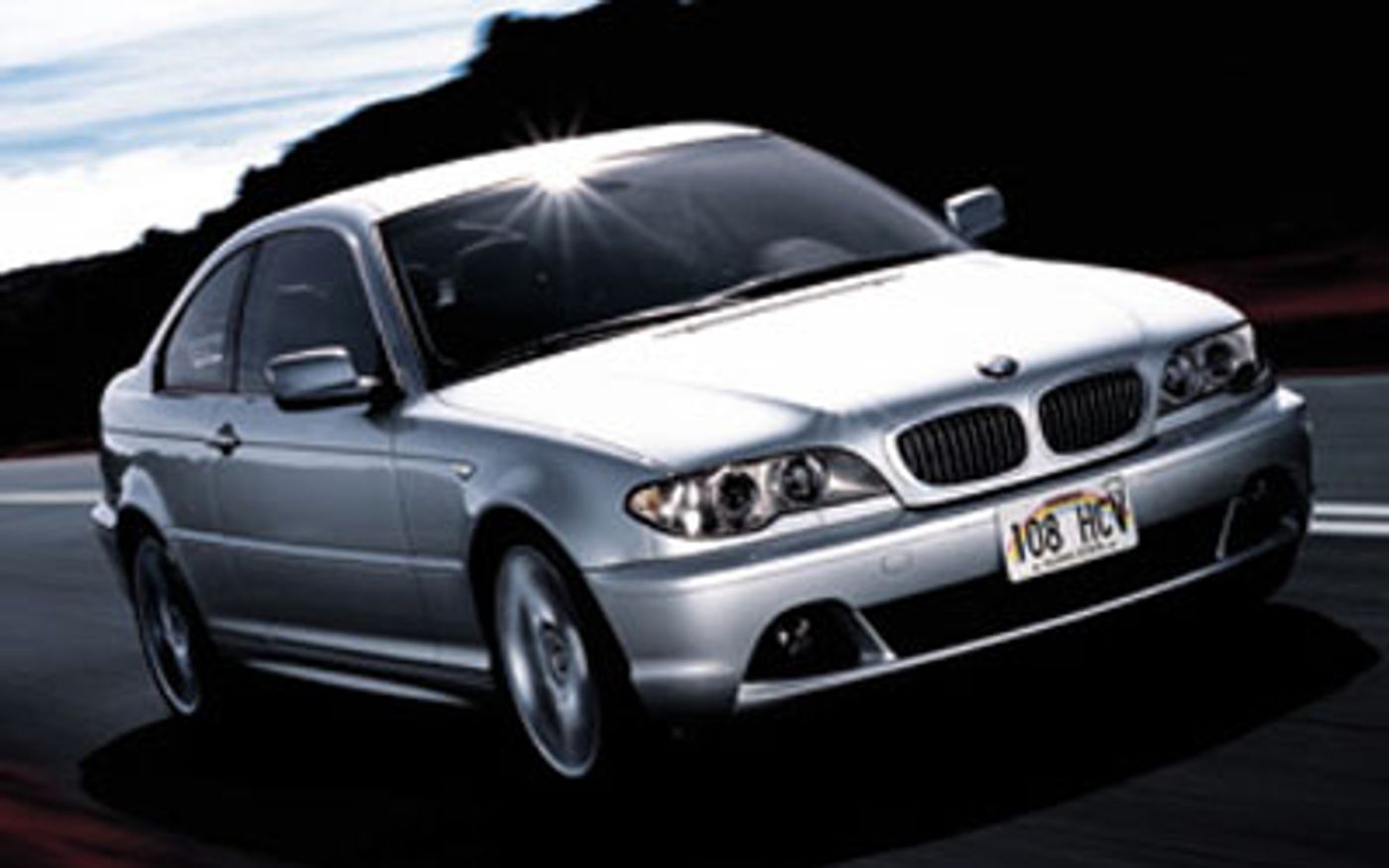Hero image of a new BMW 3 Series Sport (2004) price & specs available with CarExpert deals.