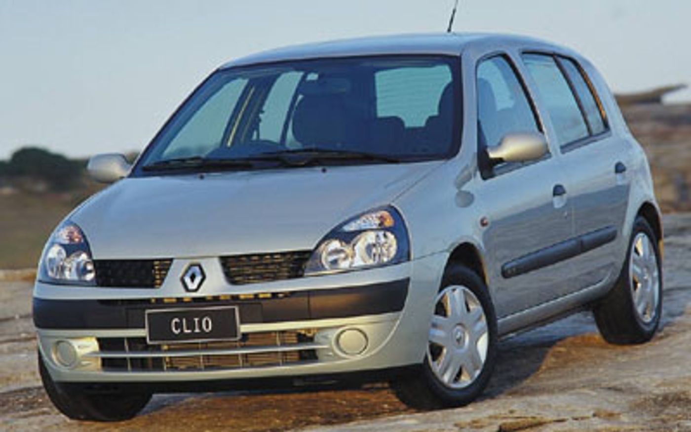 Hero image of a new Renault Clio Verve (2002) price & specs available with CarExpert deals.