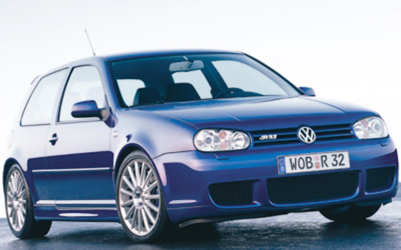 Hero image of a new Volkswagen Golf R32 (2003) price & specs available with CarExpert deals.