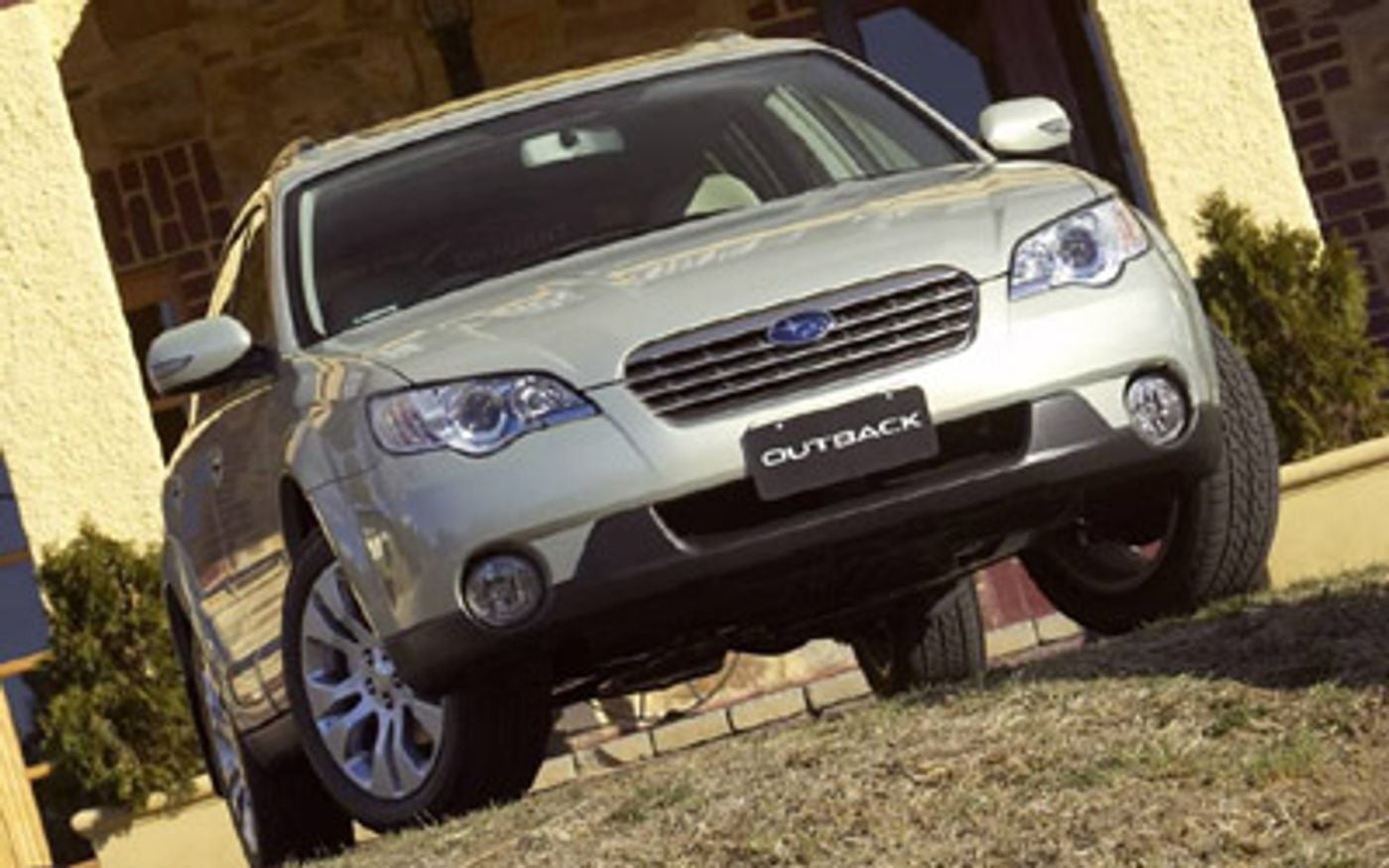 Hero image of a new Subaru Outback Premium (2009) price & specs available with CarExpert deals.