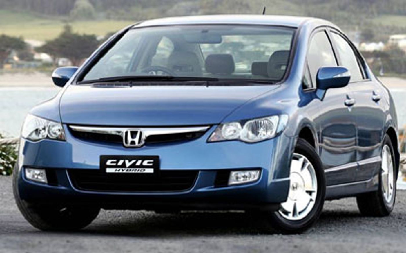 Hero image of a new Honda Civic Hybrid (2006) price & specs available with CarExpert deals.
