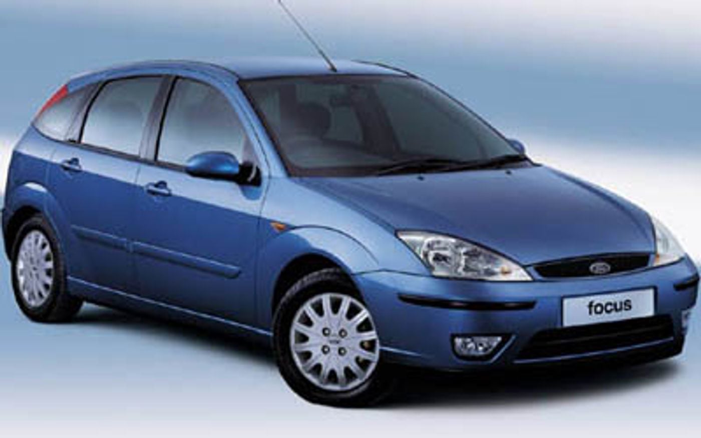 Hero image of a new Ford Focus SR (2002) price & specs available with CarExpert deals.