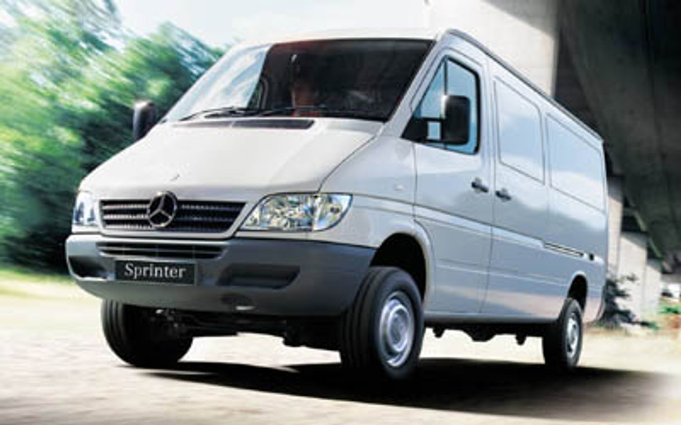 Hero image of a new Mercedes-Benz Sprinter Base (2003) price & specs available with CarExpert deals.