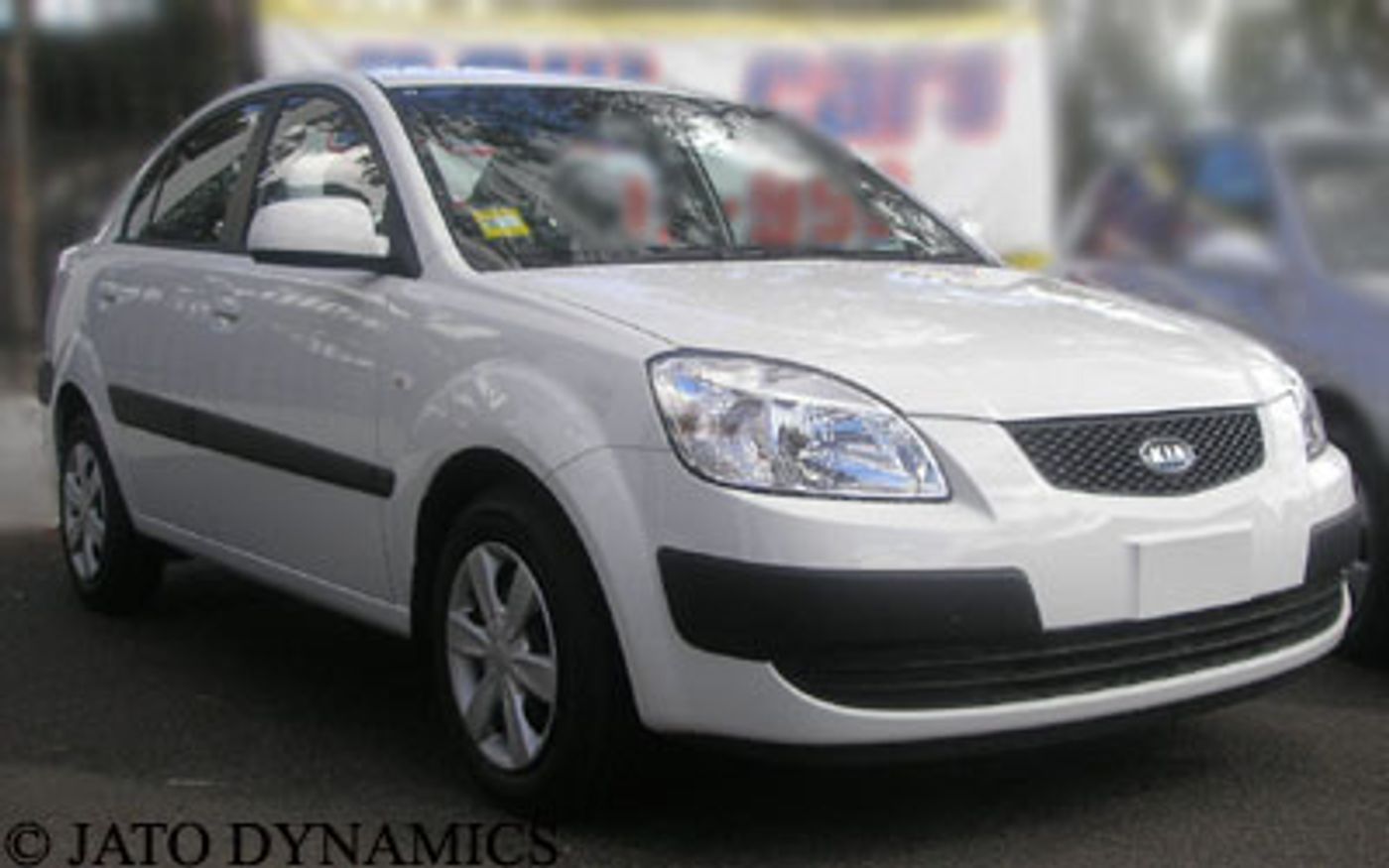 Hero image of a new Kia Rio EX (2005) price & specs available with CarExpert deals.