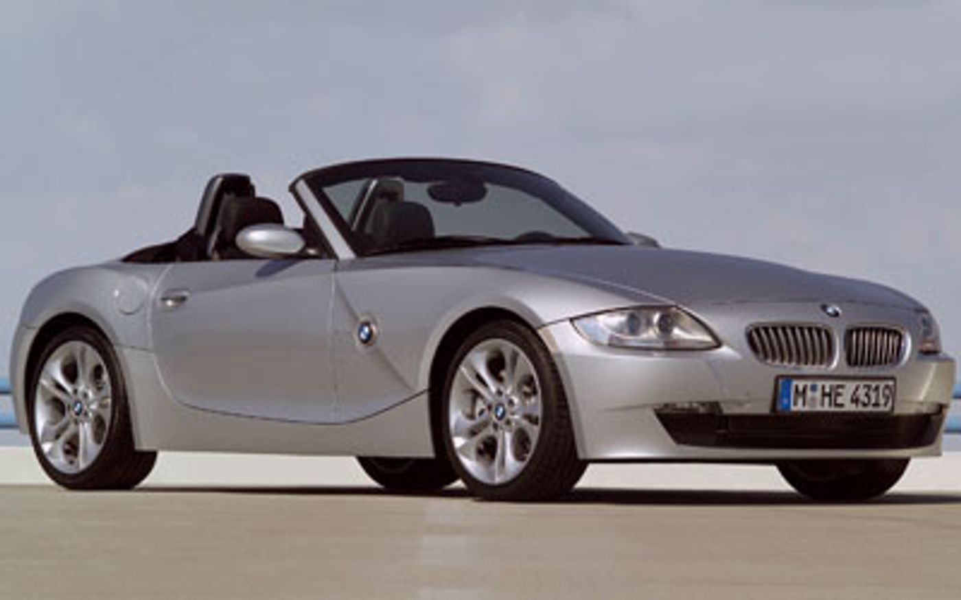 Hero image of a new BMW Z4 Base (2007) price & specs available with CarExpert deals.