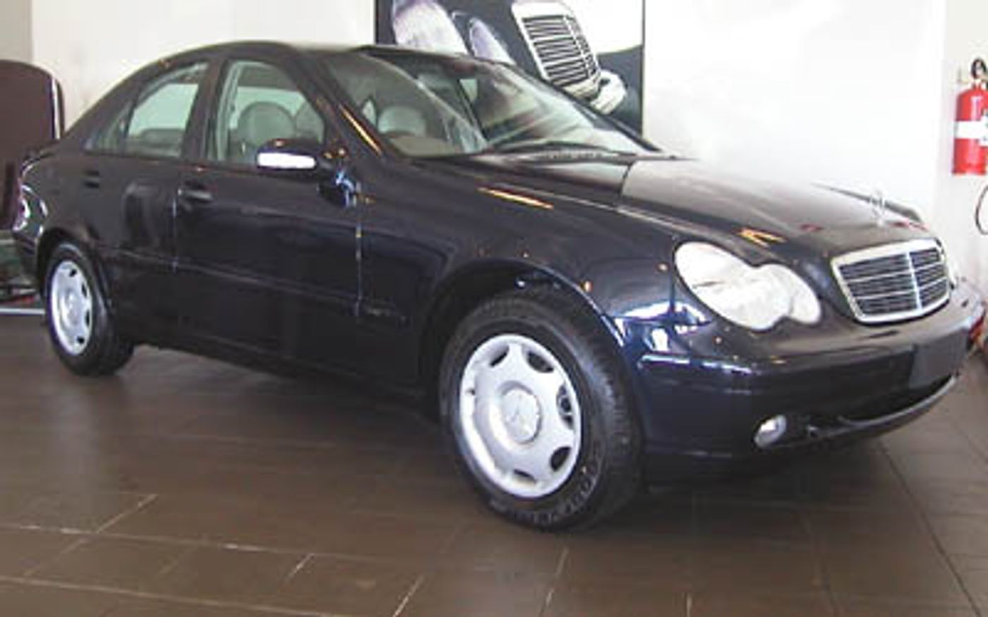 Hero image of a new Mercedes-Benz C-Class Classic (2001) price & specs available with CarExpert deals.