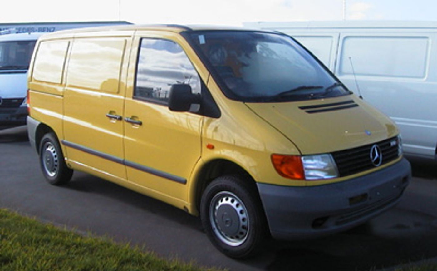 Hero image of a new Mercedes-Benz Vito Base (2000) price & specs available with CarExpert deals.