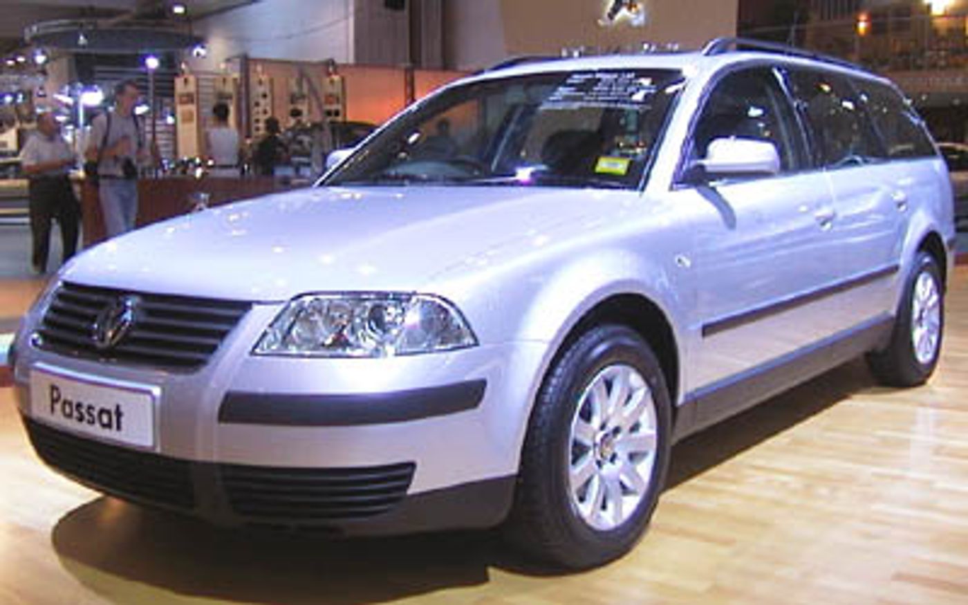 Hero image of a new Volkswagen Passat Base (2002) price & specs available with CarExpert deals.
