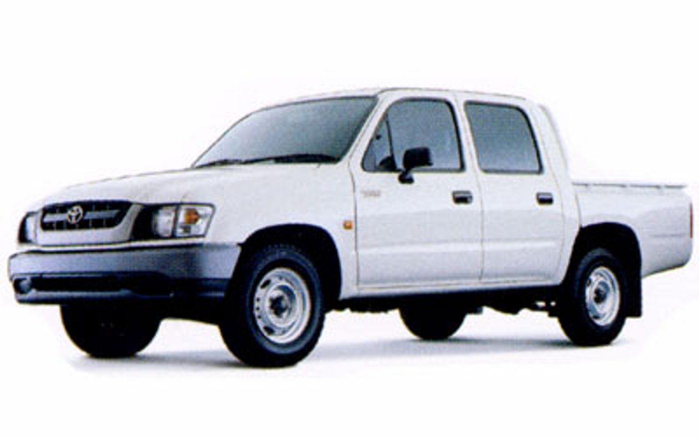 Hero image of a new Toyota HiLux Base (2002) price & specs available with CarExpert deals.