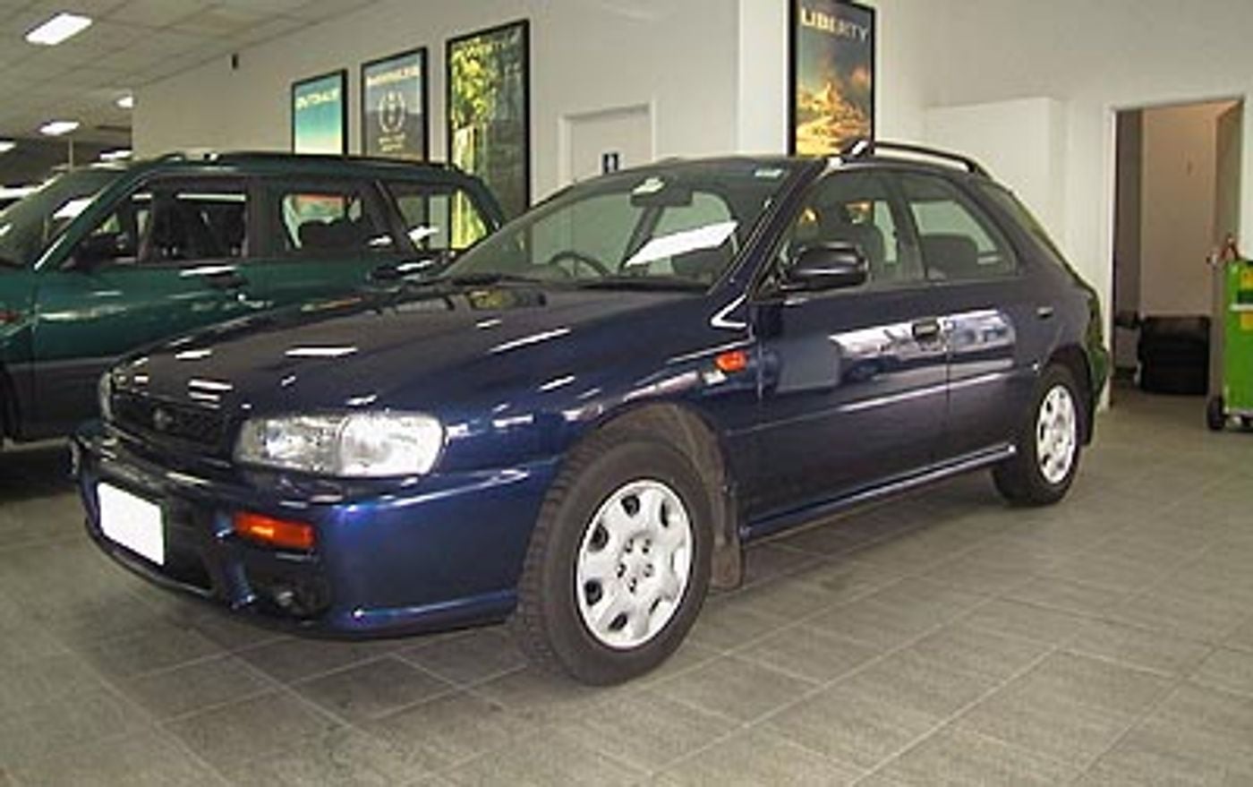 Hero image of a new Subaru Impreza LX (2000) price & specs available with CarExpert deals.
