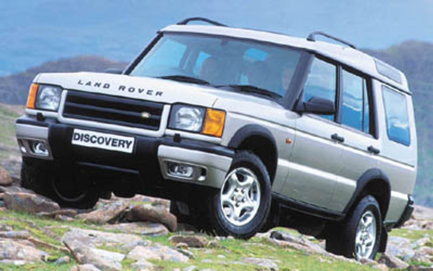 Hero image of a new Land Rover Discovery ES (2001) price & specs available with CarExpert deals.