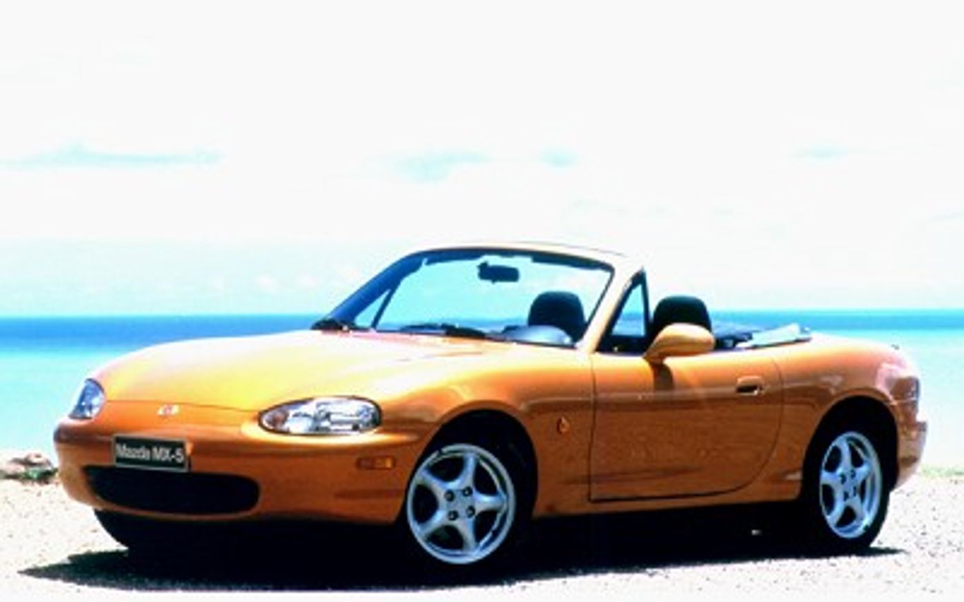 Hero image of a new Mazda MX-5 Base (1999) price & specs available with CarExpert deals.