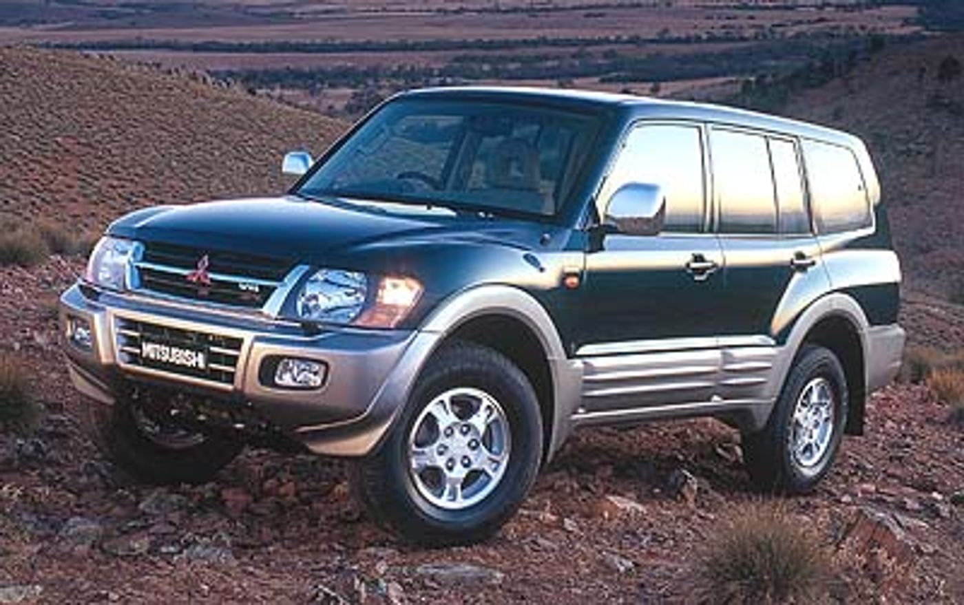 Hero image of a new Mitsubishi Pajero Exceed (2001) price & specs available with CarExpert deals.
