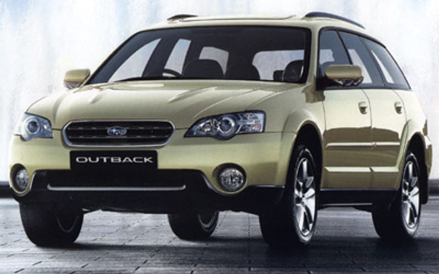 Hero image of a new Subaru Outback R Premium Pack (2005) price & specs available with CarExpert deals.