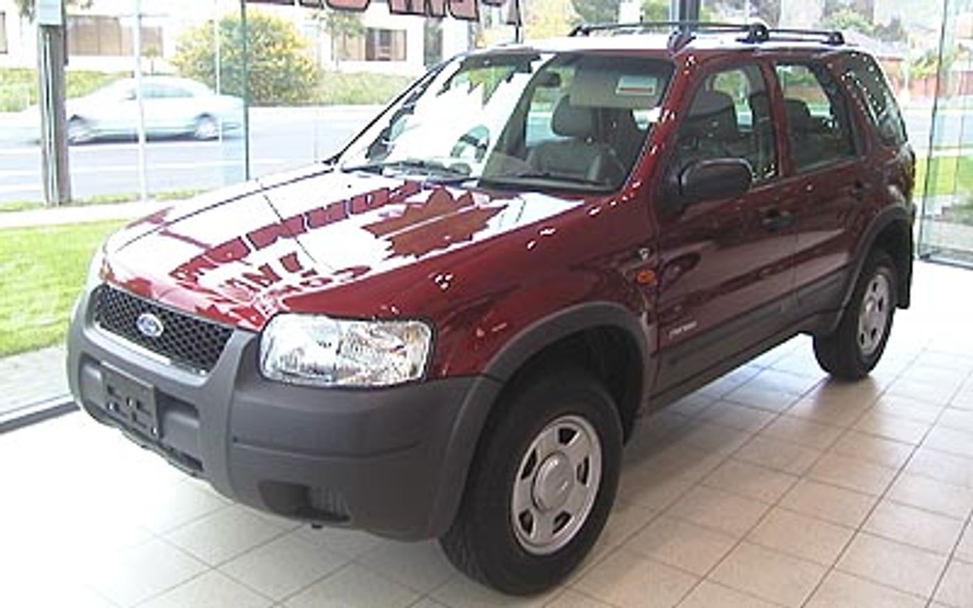 Hero image of a new Ford Escape XLS (2001) price & specs available with CarExpert deals.