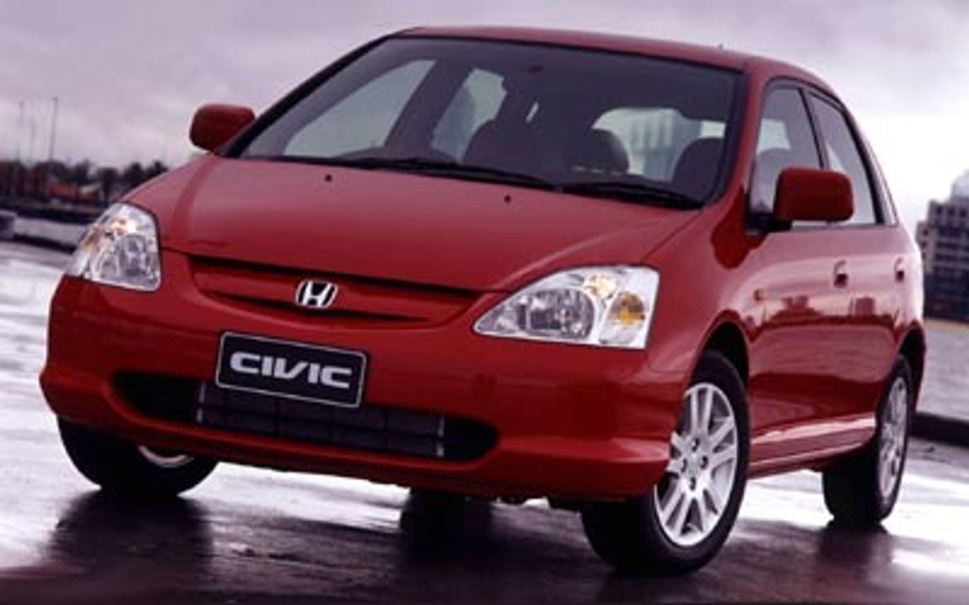 Hero image of a new Honda Civic VTi (2001) price & specs available with CarExpert deals.