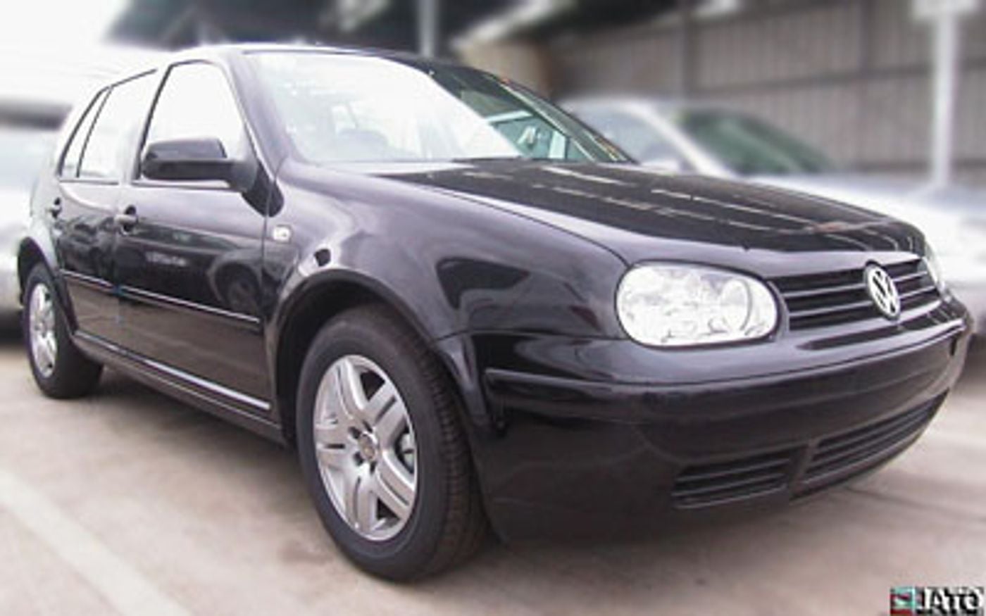 Hero image of a new Volkswagen Golf SE (2002) price & specs available with CarExpert deals.