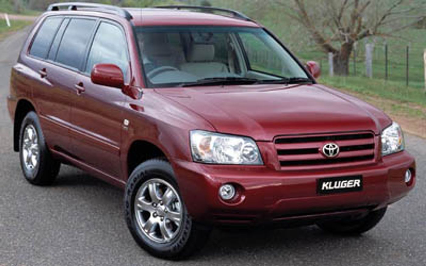 Hero image of a new Toyota Kluger CVX (2005) price & specs available with CarExpert deals.