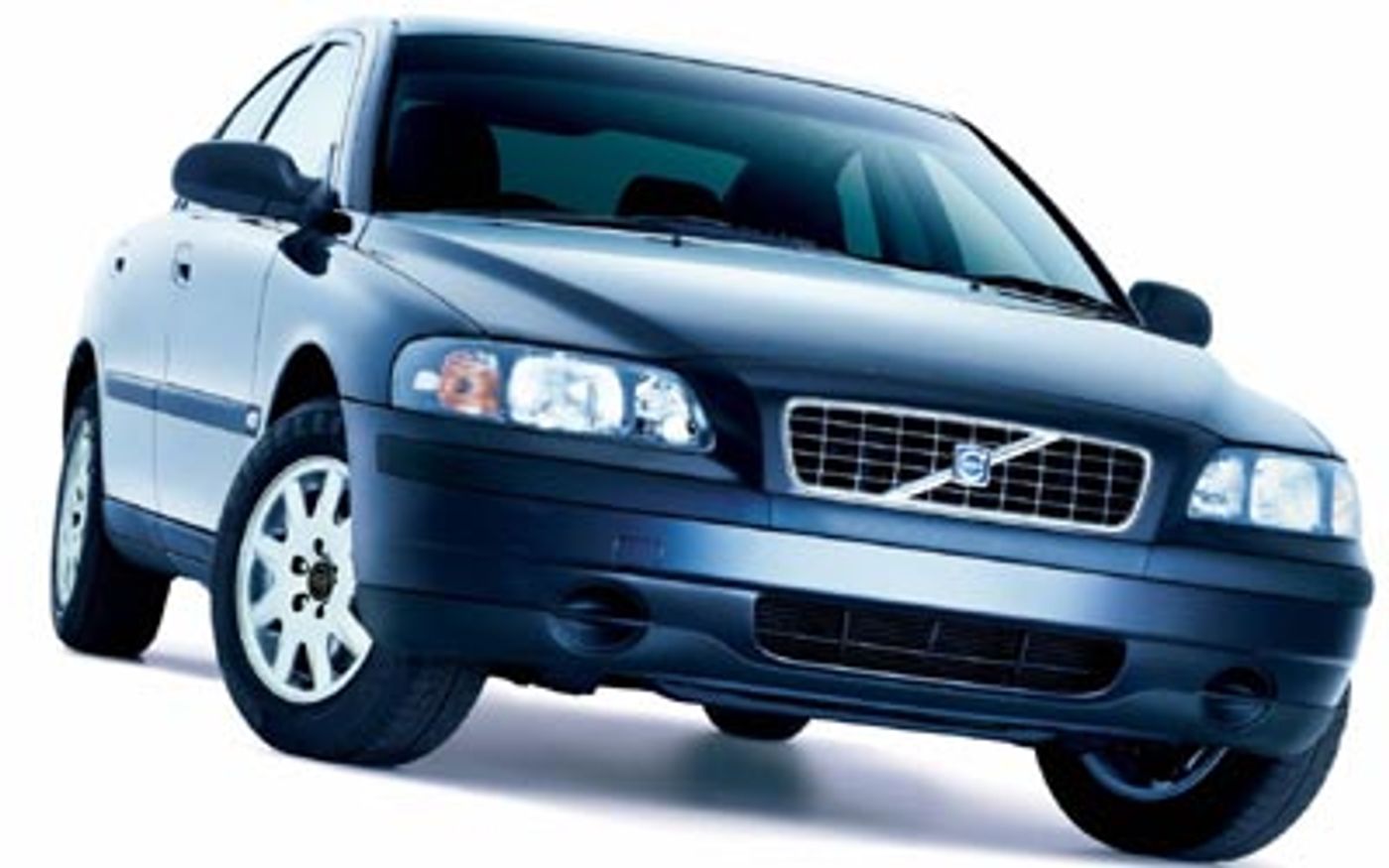 Hero image of a new Volvo S60 Base (2003) price & specs available with CarExpert deals.