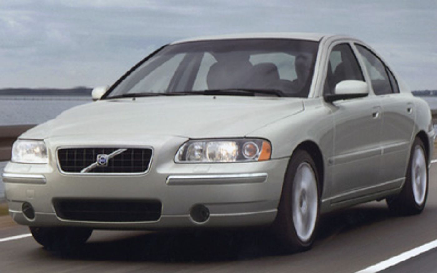 Hero image of a new Volvo S60 T Awd (2005) price & specs available with CarExpert deals.