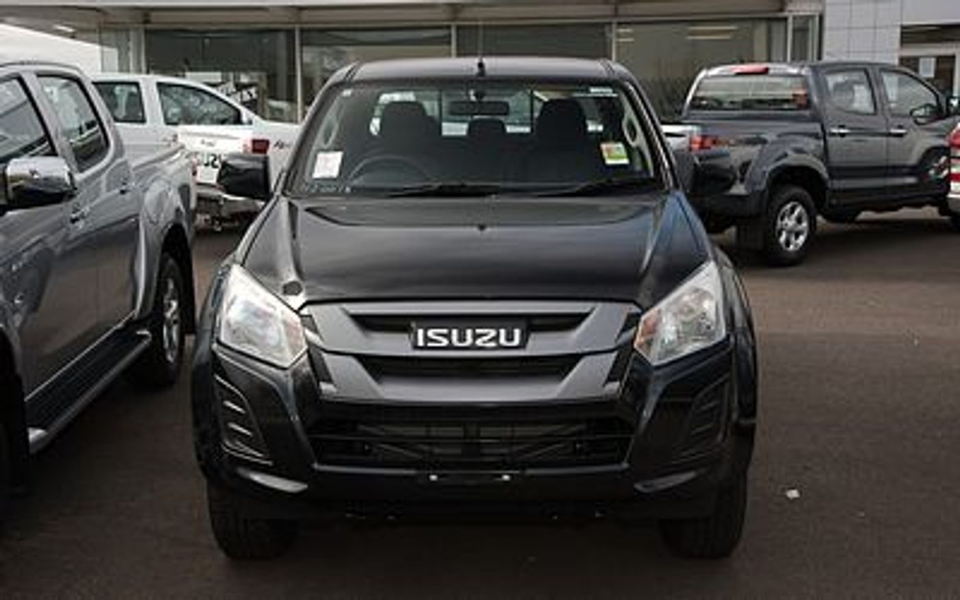 Hero image of a new Isuzu D-Max Ls-U (2017) price & specs available with CarExpert deals.
