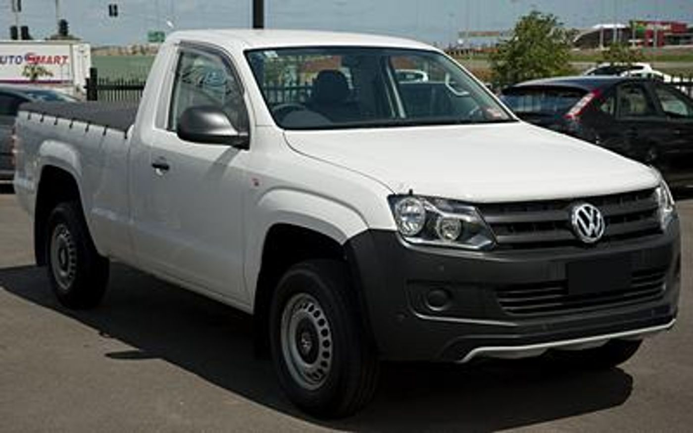 Hero image of a new Volkswagen Amarok Base (2013) price & specs available with CarExpert deals.
