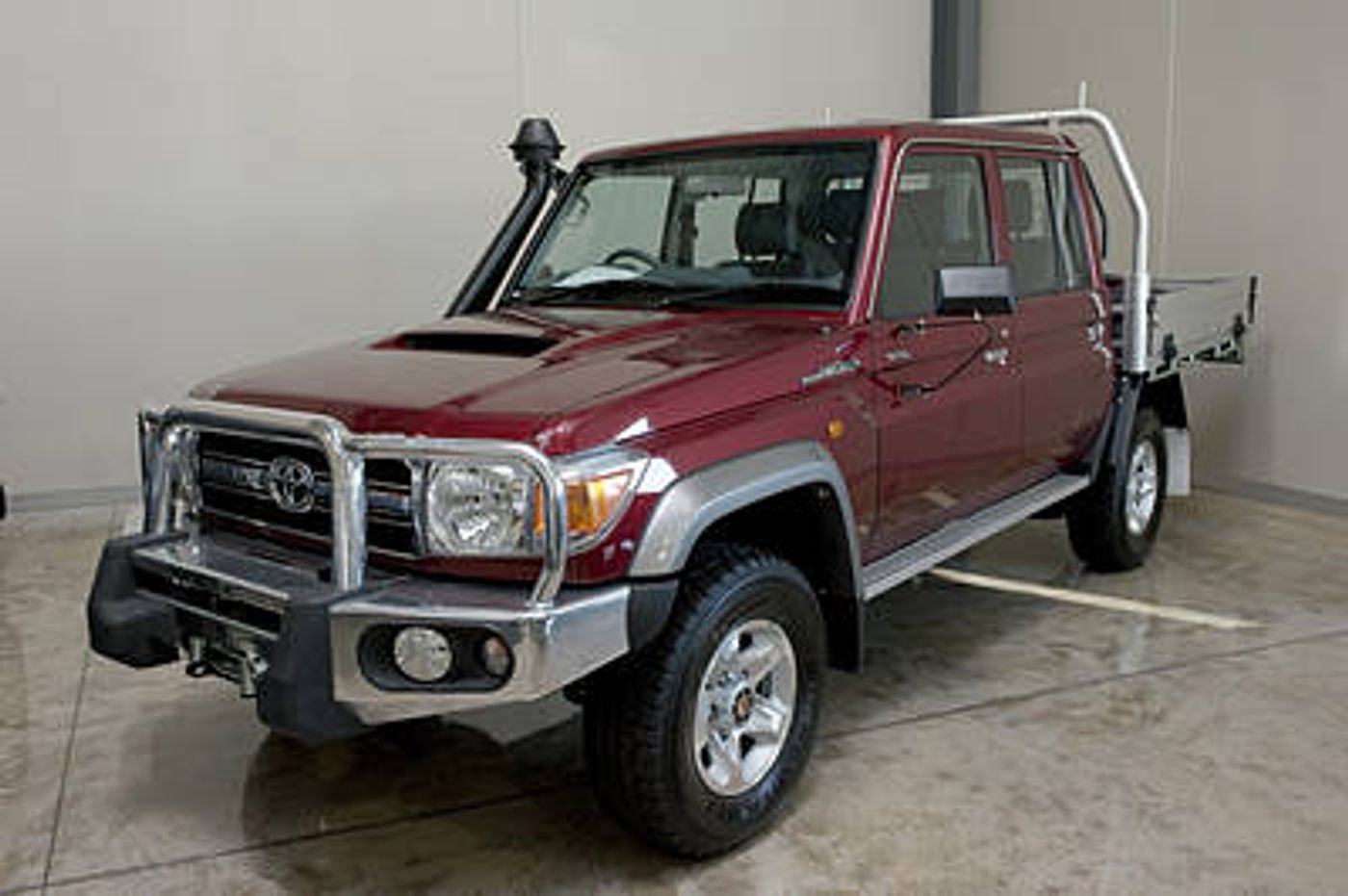 Hero image of a new Toyota LandCruiser 70 GXL (2012) price & specs available with CarExpert deals.