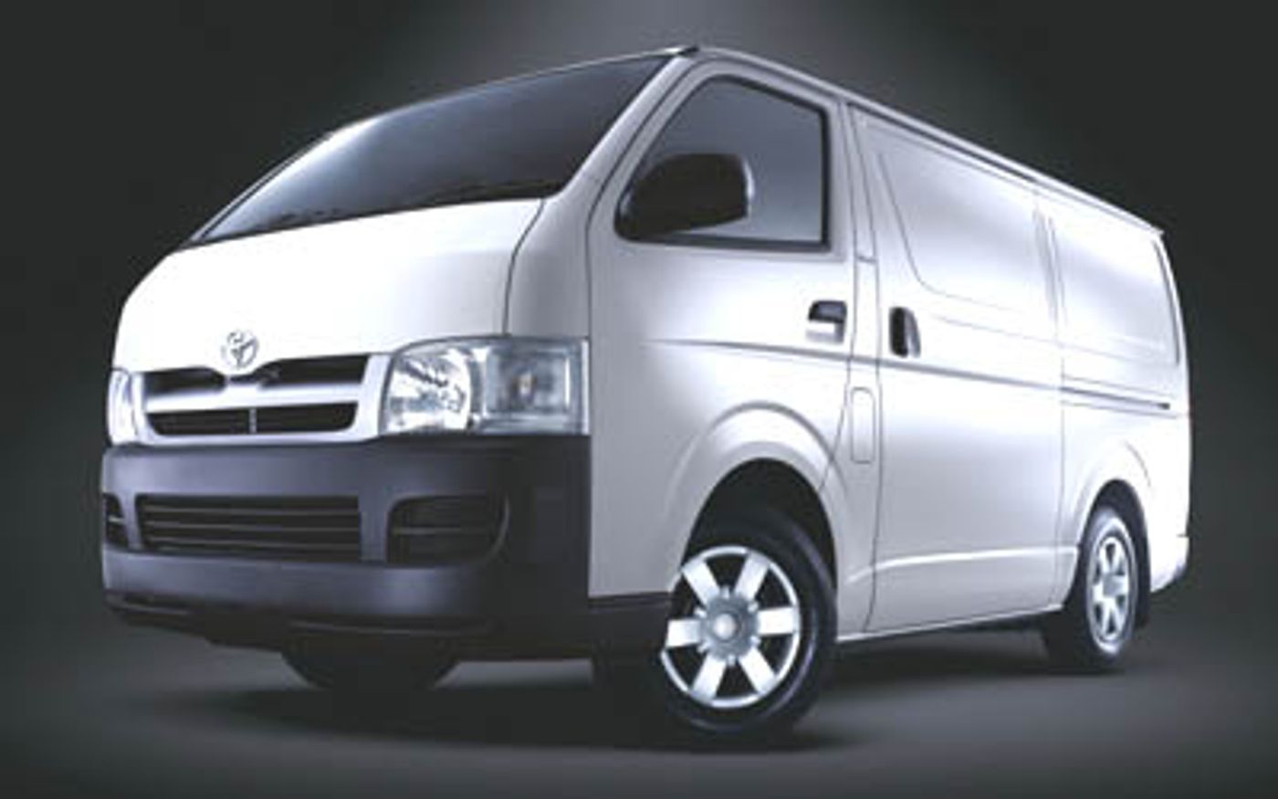 Hero image of a new Toyota HiAce Base (2007) price & specs available with CarExpert deals.