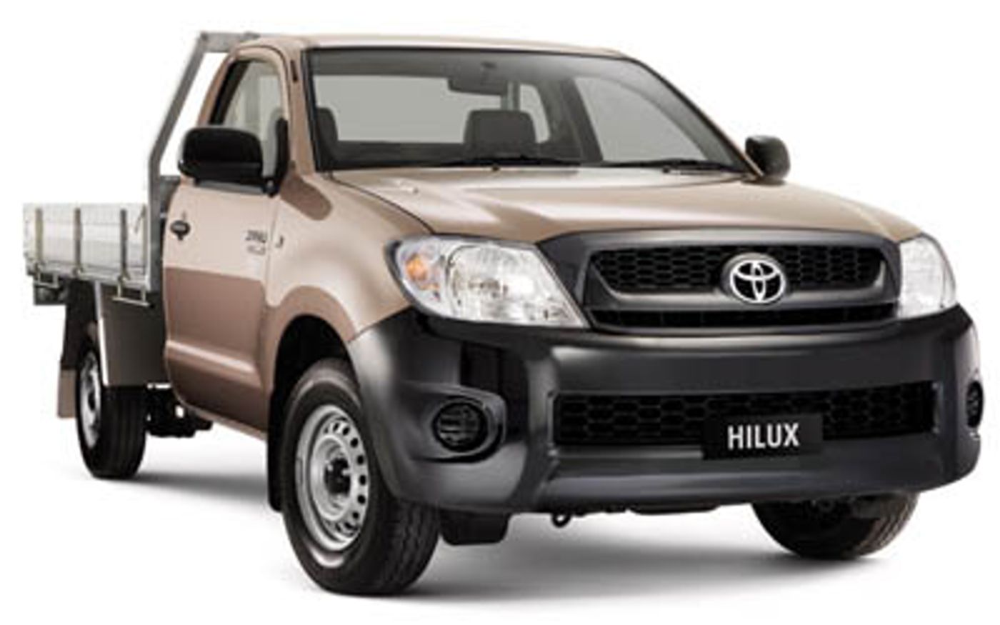 Hero image of a new Toyota HiLux SR (2008) price & specs available with CarExpert deals.
