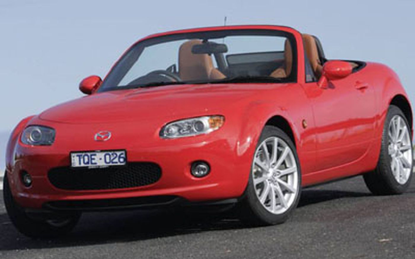 Hero image of a new Mazda MX-5 Leather (2005) price & specs available with CarExpert deals.