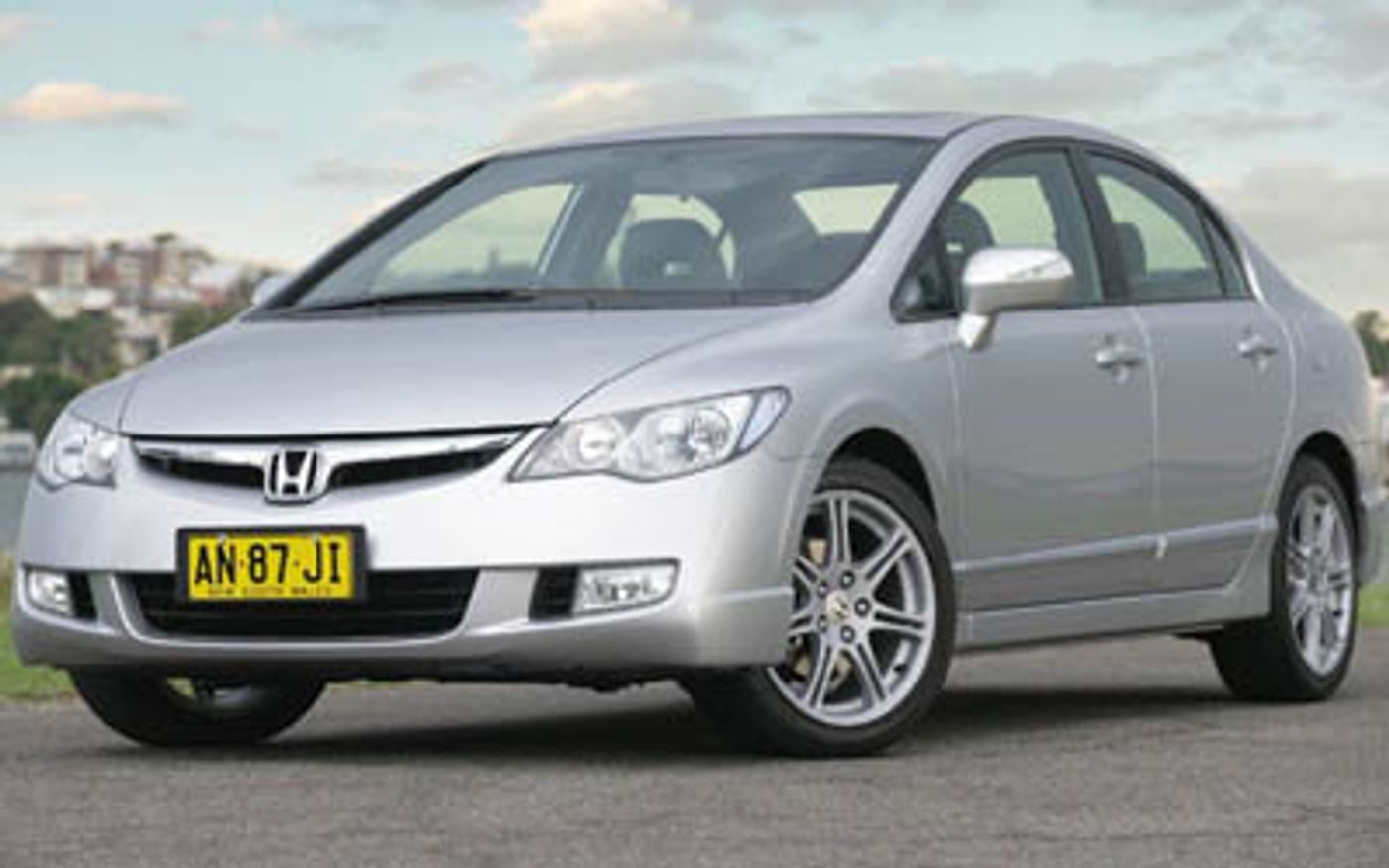 Hero image of a new Honda Civic Sport (2008) price & specs available with CarExpert deals.