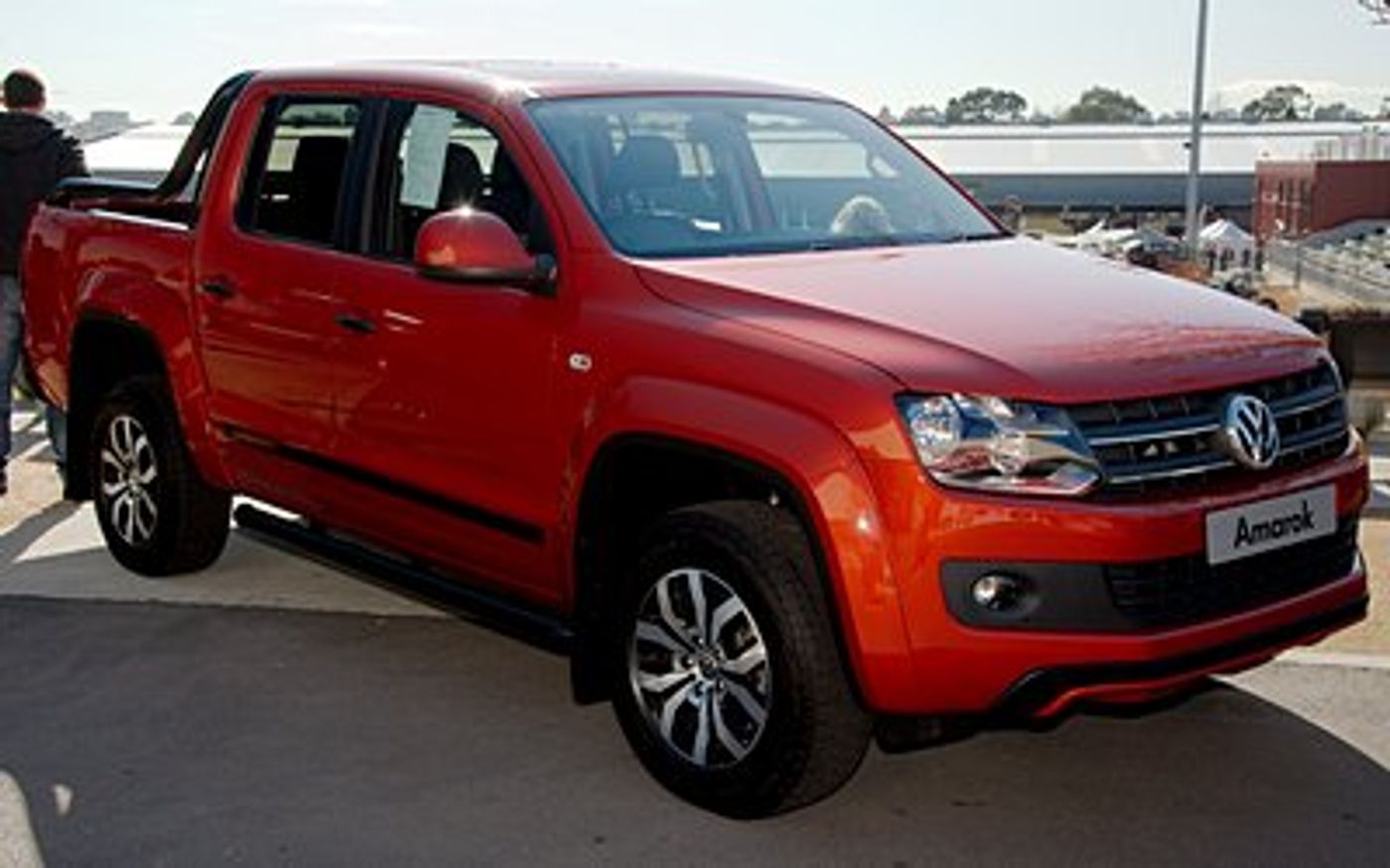 Hero image of a new Volkswagen Amarok Canyon (2014) price & specs available with CarExpert deals.