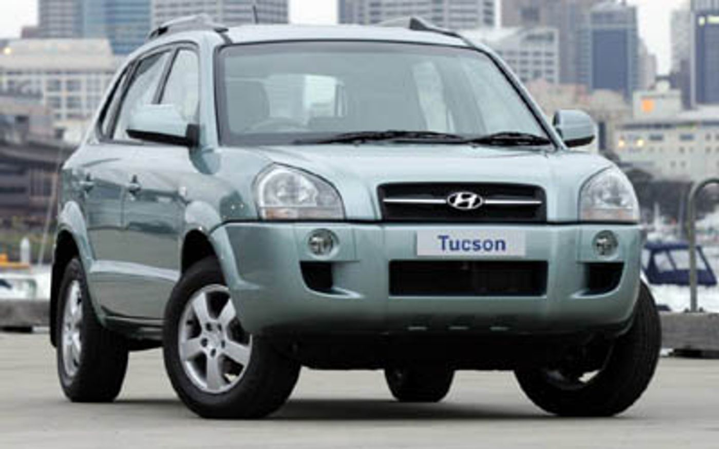 Hero image of a new Hyundai Tucson City (2006) price & specs available with CarExpert deals.