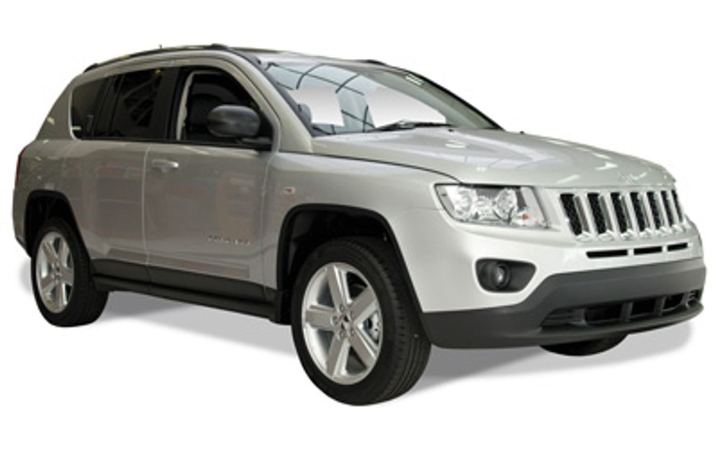 Hero image of a new Jeep Compass Limited (2016) price & specs available with CarExpert deals.